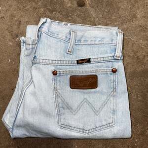 Vintage Wrangler 13MWZGH  Men's Cowboy Cut Original Fit Jeans 33x30